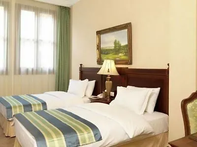 Le Patio Boutique Hotel Beirut Downtown 5*,